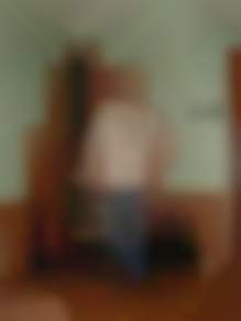 já