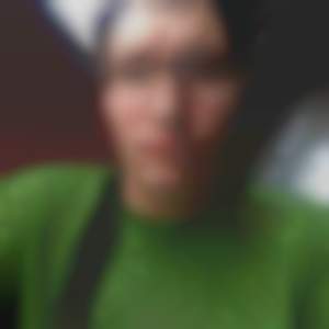 já