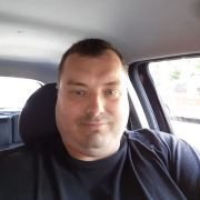 nezadaný