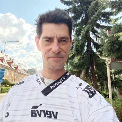 radek008