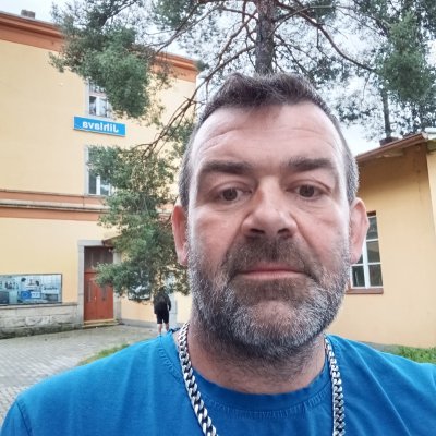 Jiří Kameš jirikames12@gmail.com