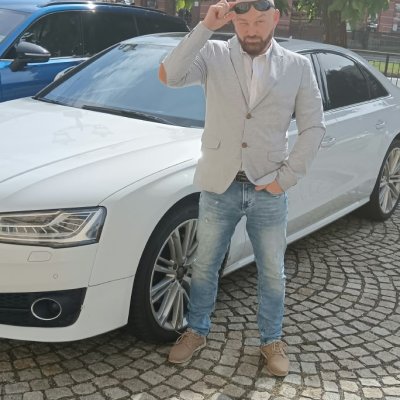 JŮ