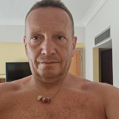 Adam Valen