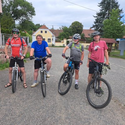 Pája 63
